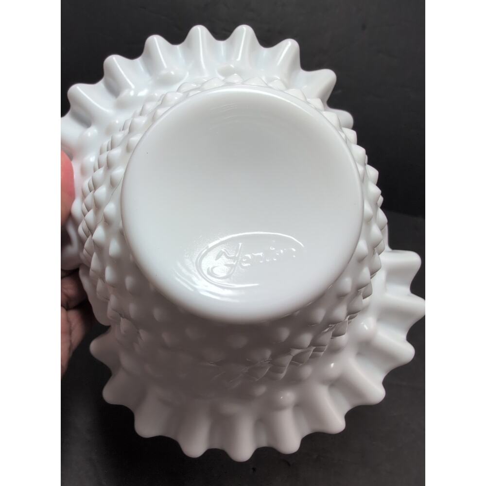 Vintage Fenton Art Glass Milk Glass Hobnail Crimped Basket Candy Dish Handle - Picture 4 of 6